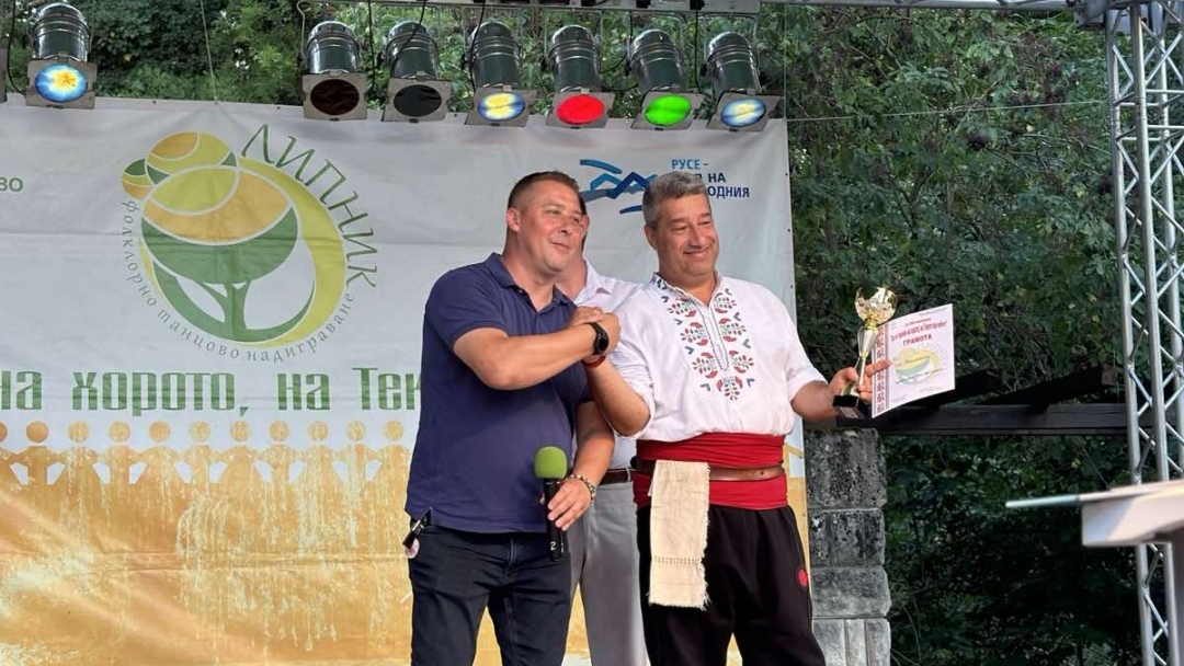 Клуб за автентични песни и танци Калипетрово са големите победители в Националния фолклорен фестивал в Николово