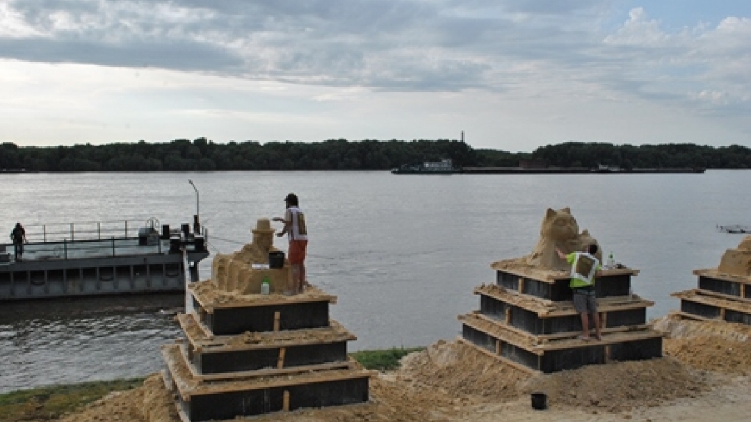 Кметът Пламен Стоилов откри Международен фестивал на пясъчни скулптури Русе 2015