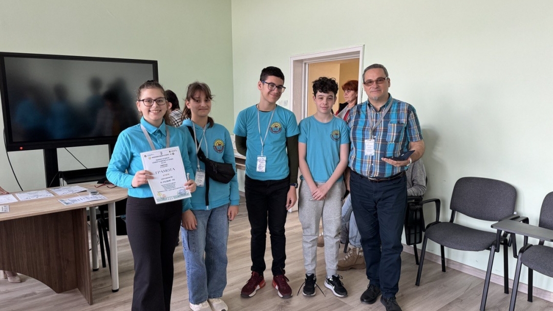 Ученици от Русе демонстрираха знания и умения в общинския кръг на състезанието по безопасност на движението