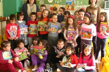 Децата от клуб 'Добро сърце' посрещнаха Международния ден на детската книга 