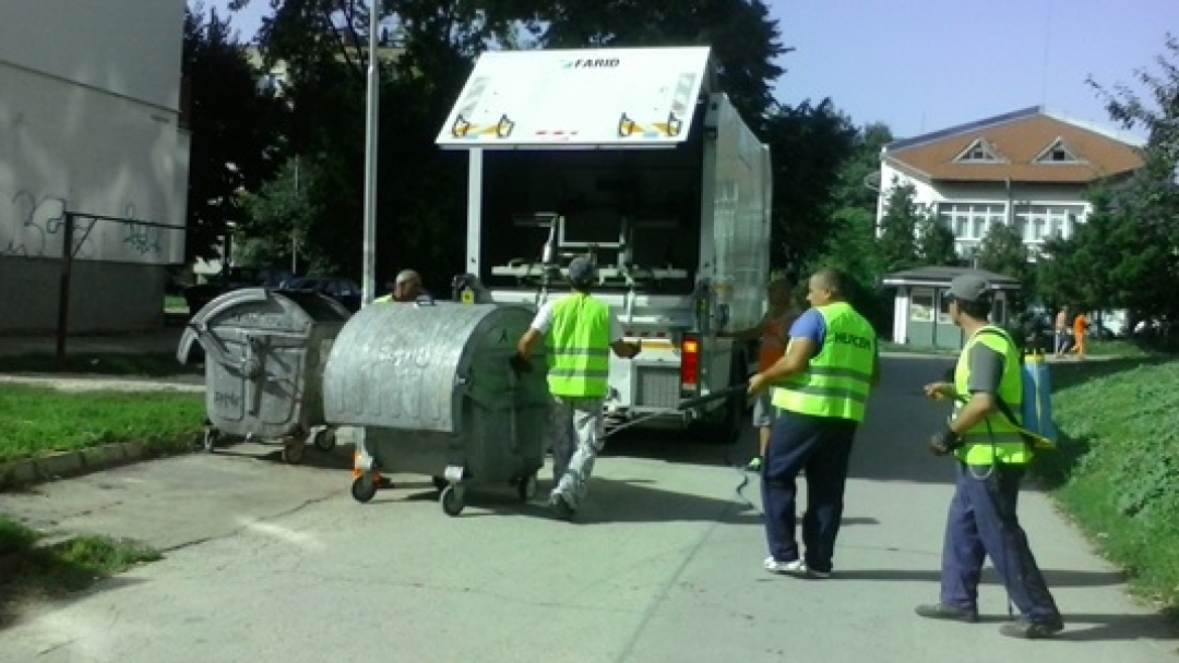 Стартира есенна дезинфекция на контейнерите за смет в Русе