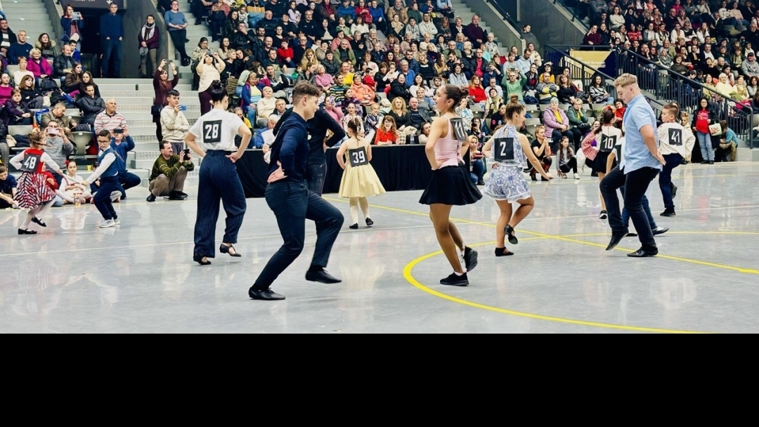 Над 800 участници представиха силата на българския фолклор в тазгодишното „Коледно надиграване“ в Русе