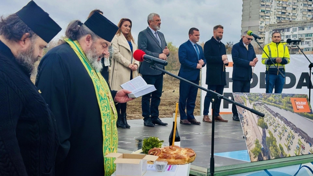 Изграждането на HOLIDAY PARK Русе започна с официална първа копка