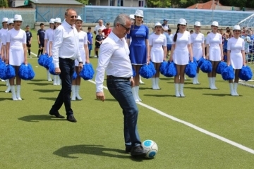 Над 150 малки футболисти се включиха в турнира за купата на ДФК "Драконче"
