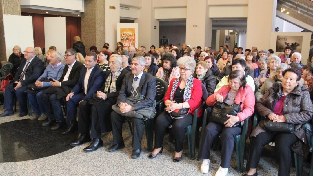Съюзът на пенсионерите в Русе отбеляза великденските празници с концертна програма и конкурс