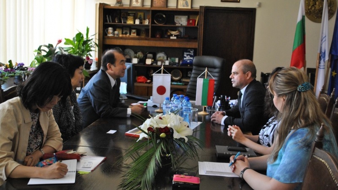 Кметът Пламен Стоилов се срещна с японския посланик Н.Пр. Такаши Коидзуми