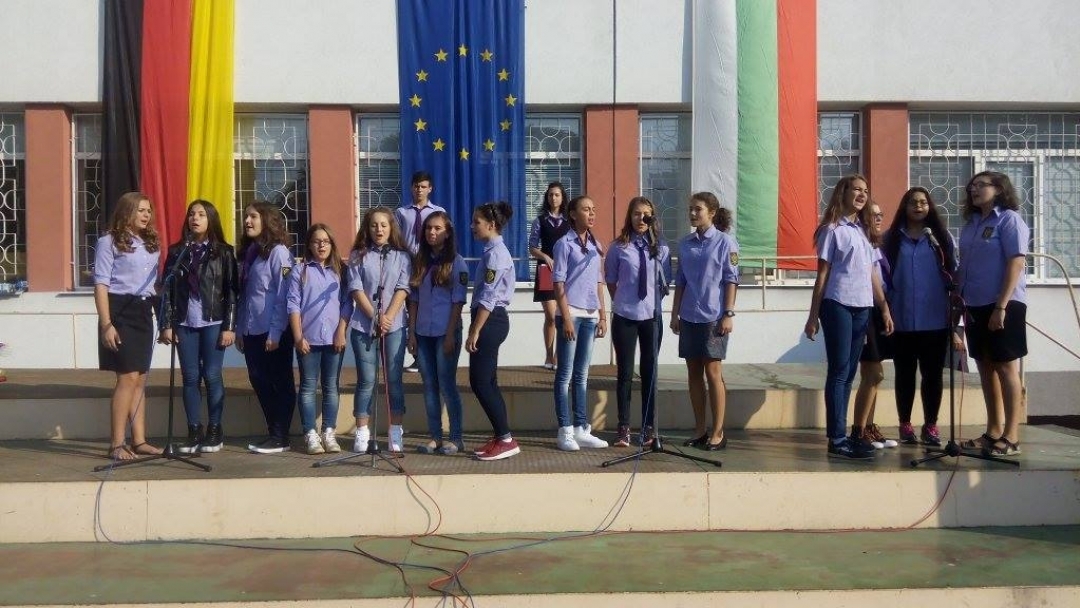 Кметът Пламен Стоилов откри новата учебна година в АГ "Гео Милев"