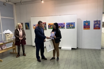 Кметът Пенчо Милков награди млади таланти в национален конкурс за Деня на Европа