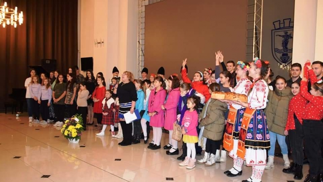 The Christmas Concert "Let's Celebrate Together" brought many surprises to the audience