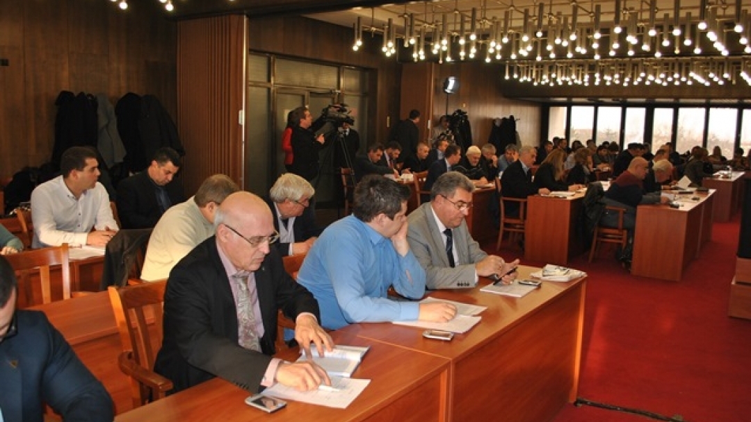 Общинските съветници приеха Бюджет 2016