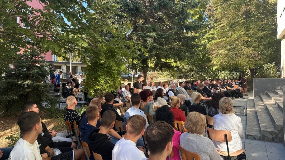 120 г. от рождението на Апостол Арнаудов отбелязаха в ПГ по електротехника и електроника