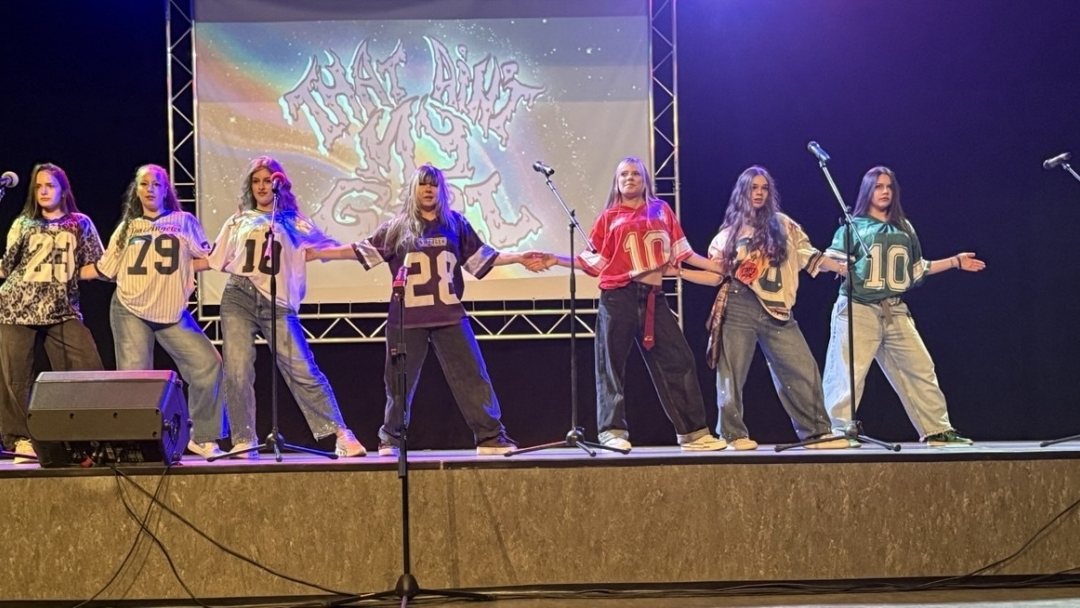 Заместник-кметът Енчо Енчев уважи Пролетния концерт на Английската гимназия  