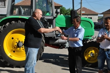 Нов трактор купи Община Русе за нуждите на кметство  Просена 