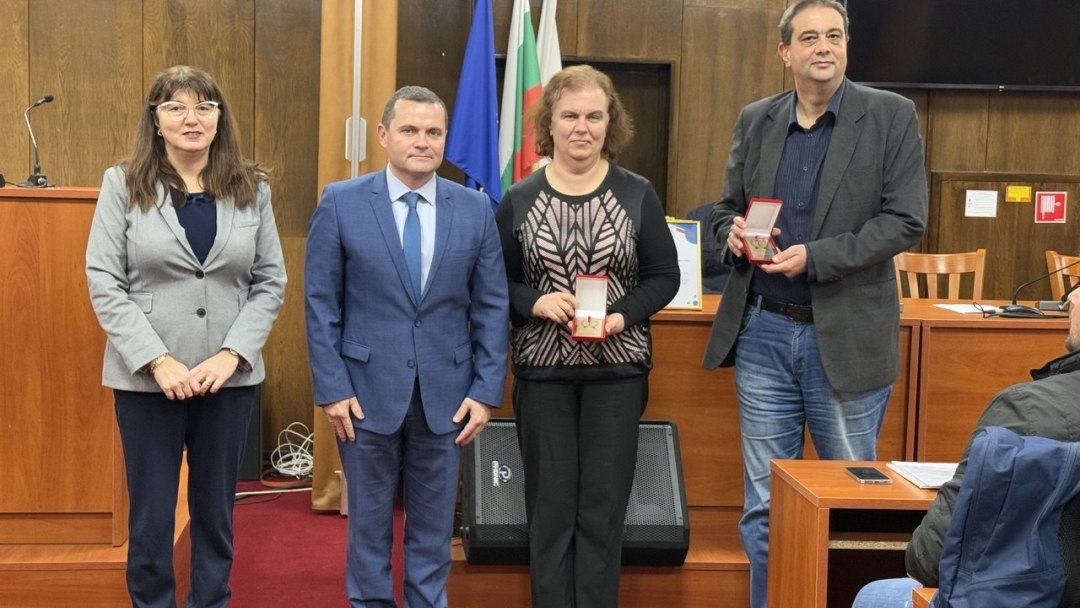 Първенци в Ученическите игри бяха наградени от кмета Пенчо Милков