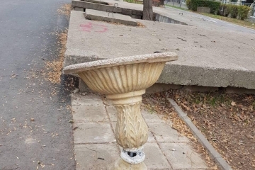 Нова вандалска проява повреди чешмата на бул. "Цар Освободител" 