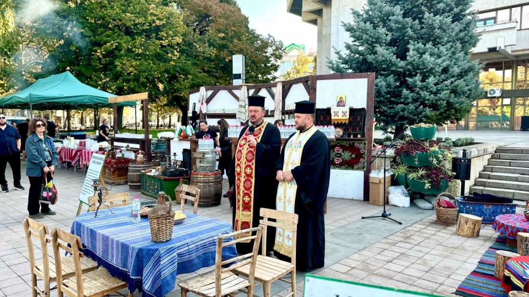 Русенци превърнаха съпричастността в споделена трапеза