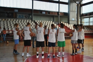 Заместник-кметът Свилен Иванов откри първата тренировка за новия сезон на Баскетболен Клуб "Дунав 8806"