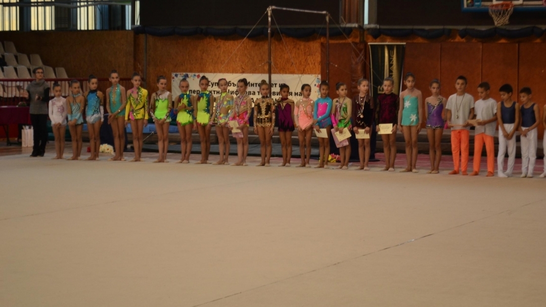 120 деца от пет държави събра Международният фестивал по художествена и спортна гимнастика „Дунавска перла“– 2013