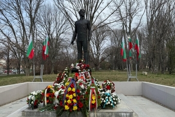 Русе ще почете 153-ата годишнина от гибелта на Васил Левски с церемония пред паметника на Апостола