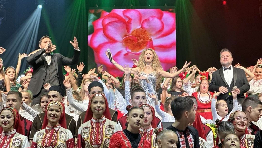 Деси Добрева и младите таланти на Русе вдигнаха на крака зала „Арена“