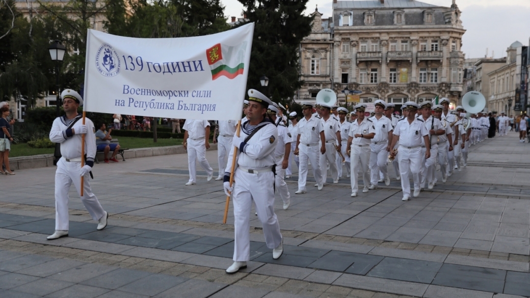 139-тата годишнина от създаването си отбелязаха военноморските сили в Русе