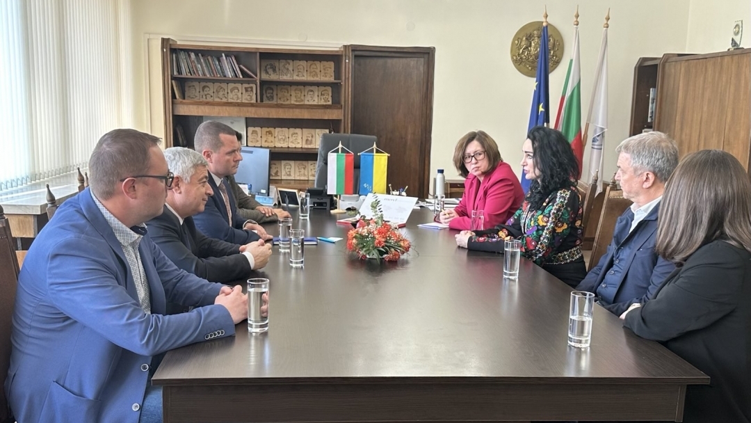 Кметът на Русе Пенчо Милков се срещна с украинския посланик Олеся Илашчук