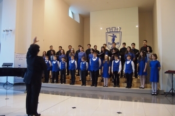 Празничен великденски концерт поднесоха от хор „Свети Георги Победоносец”