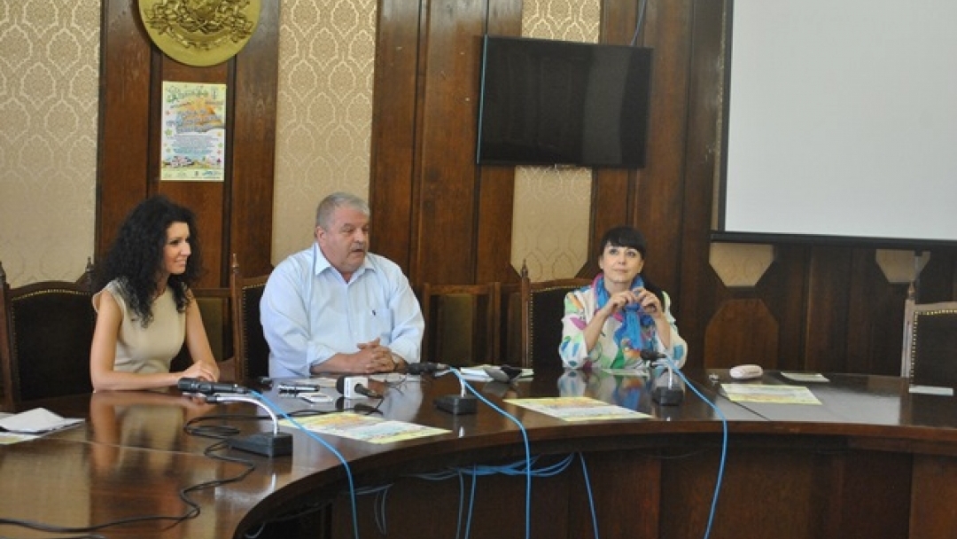 50 приказни герои ще забавляват децата на Русе на 1 юни