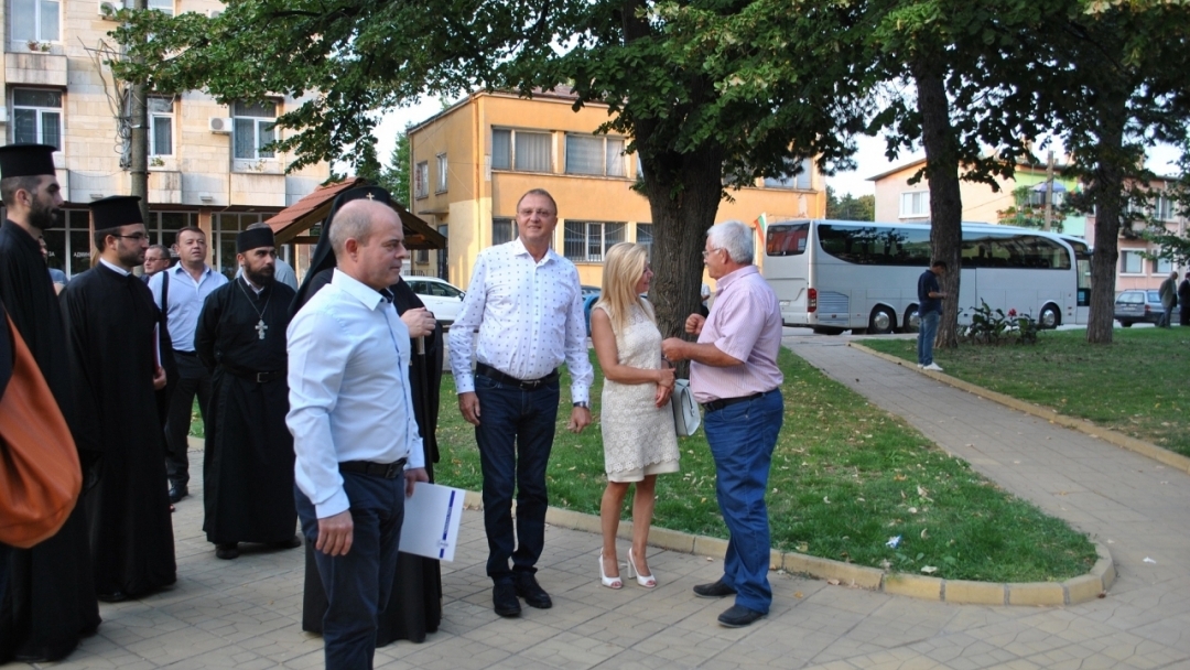 Тържествена програма по повод 32 години от обявяването на Борово за град