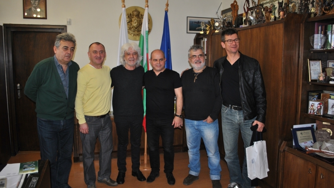 Кметът Пламен Стоилов се срещна с известните джаз музиканти Волфганг Шмид и Томас Лангер часове преди Русе Джаз Фест 2016