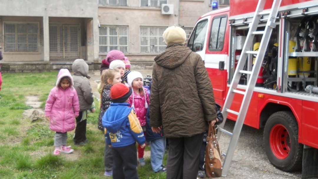 Децата от ЦДГ «Незабравка» научиха повече за бедствията под формата на игра