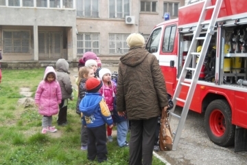 Децата от ЦДГ «Незабравка» научиха повече за бедствията под формата на игра