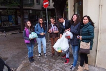 Общински младежки дом Русе се включиха в кампанията „Капачки в действие”