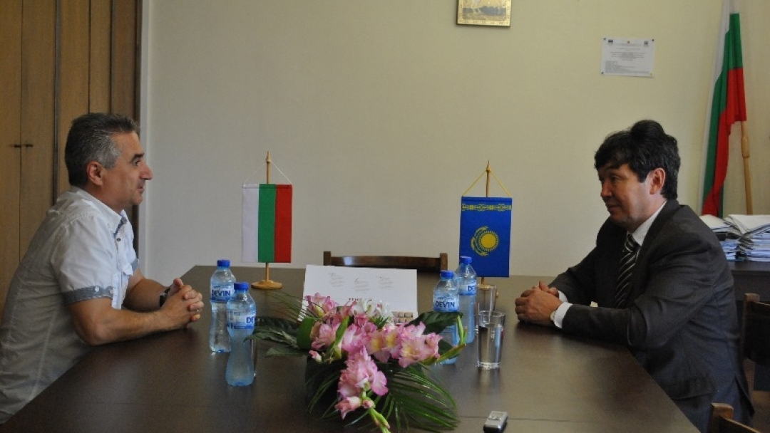 Управляващият Посолството на Република Казахстан посети Русе
