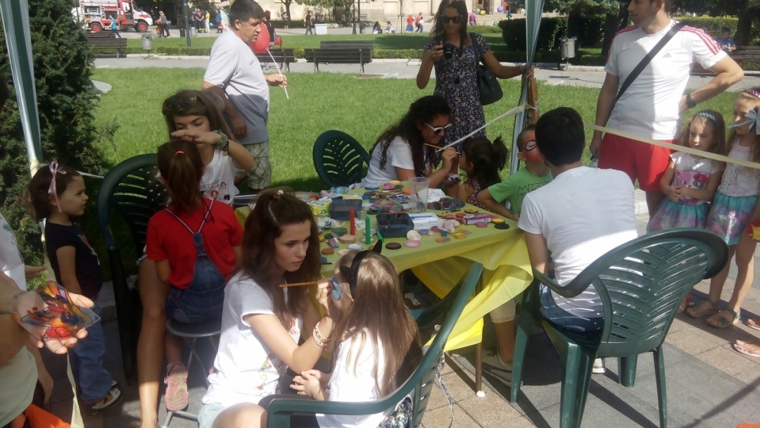 Стотици деца се включиха в Детски панаир – Русе