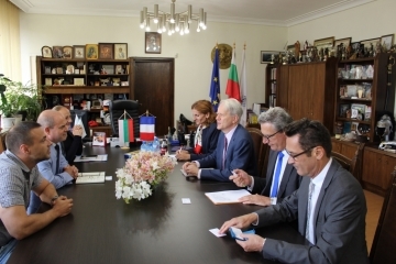 Кметът Пламен Стоилов се срещна с френския посланик Ерик Льобедел