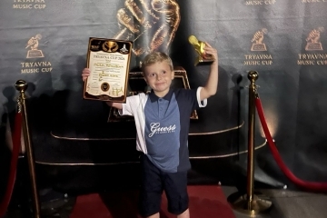 Шестгодишният Павел с първа награда от международния фестивал „Tryavna Cup“