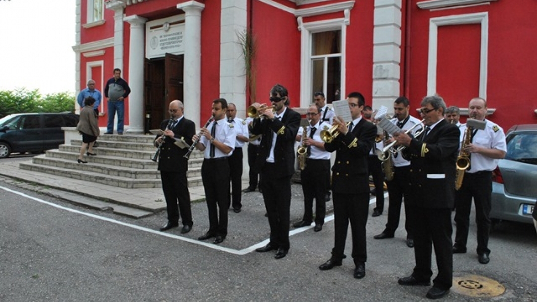 Кметът поздрави военния клуб в Русе за  125-тата му годишнина