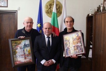 Златна значка „Русе“ за Емил Табаков  