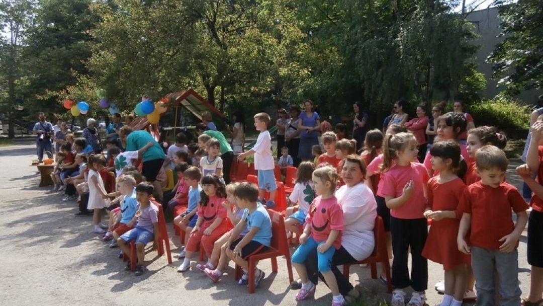 Със спортен празник и тържество завършиха учебната година  в ЦДГ „Зора”