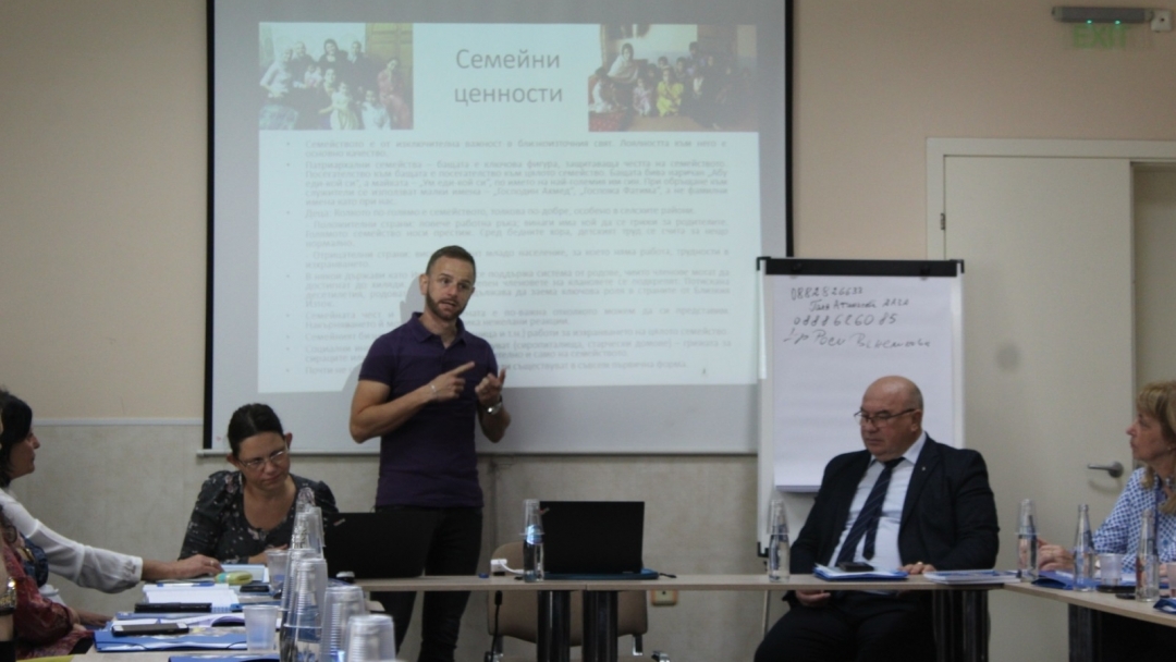 Община Русе започна обучението на представители на социалните институции за работа в новия Кризисен център