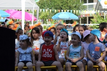 Вълшебството на Кукления театър зарадва деца и възрастни - потребители на социалните услуги в Община Русе