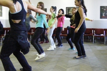 Спортен празник се проведе в Професионалната гимназия по промишлени технологии