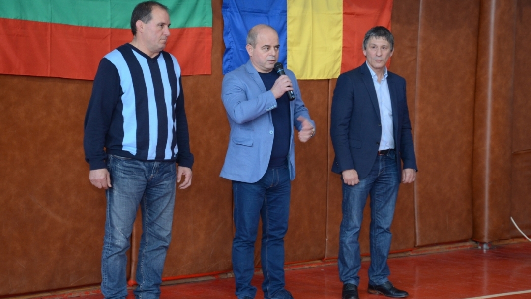 Кметът Пламен Стоилов откри 12-тия международен турнир по борба „Русенски легенди“