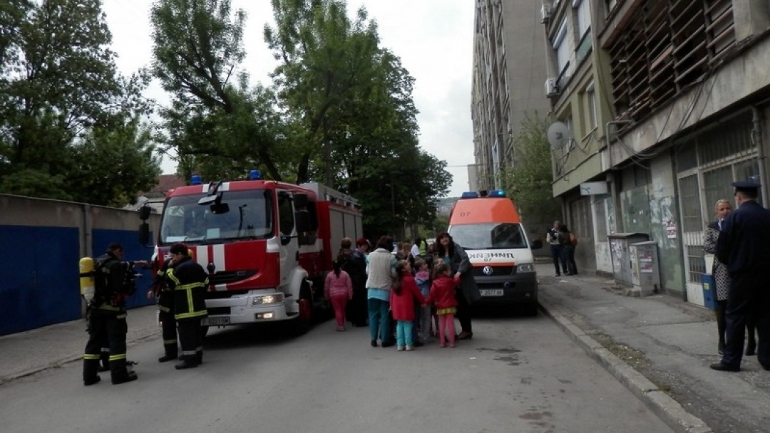 Противопожарно учение в русенска детска градина