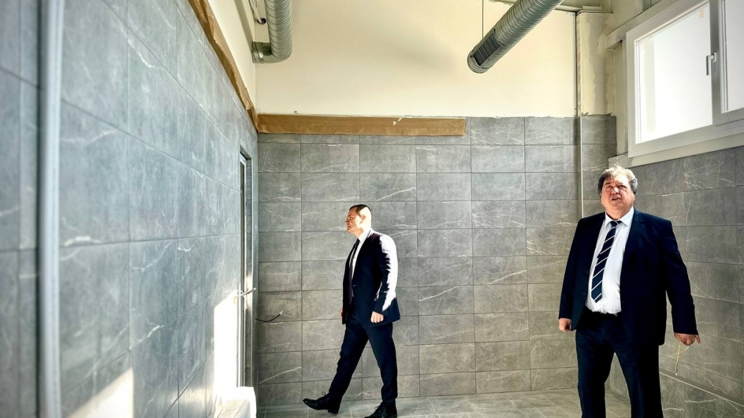 Кметът Пенчо Милков уважи патронния празник на ОУ „Никола Обретенов“