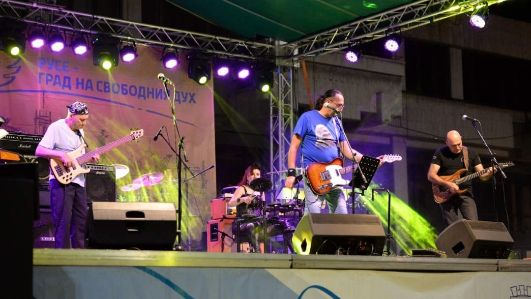 Русенски рок събра стотици фенове на Грийн рок фест 2019