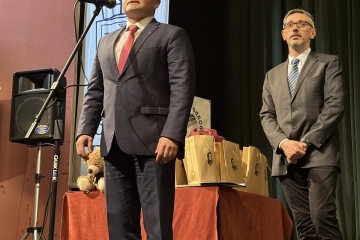 Кметът Пенчо Милков награди лауреати на Международния конкурс „Франц Шуберт“