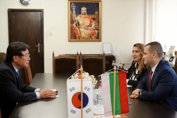 Кметът Пенчо Милков се срещна с посланика на Южна Корея Ли Хо-шик