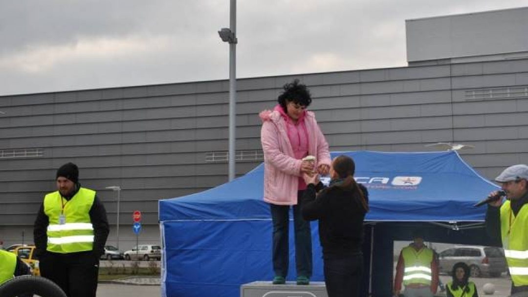 Зам.-кметът Наталия Кръстева връчи Купата на кмета на любителското дамско рали